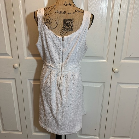 Tahari Dress Sleeveless Dress - Picture 4 of 6